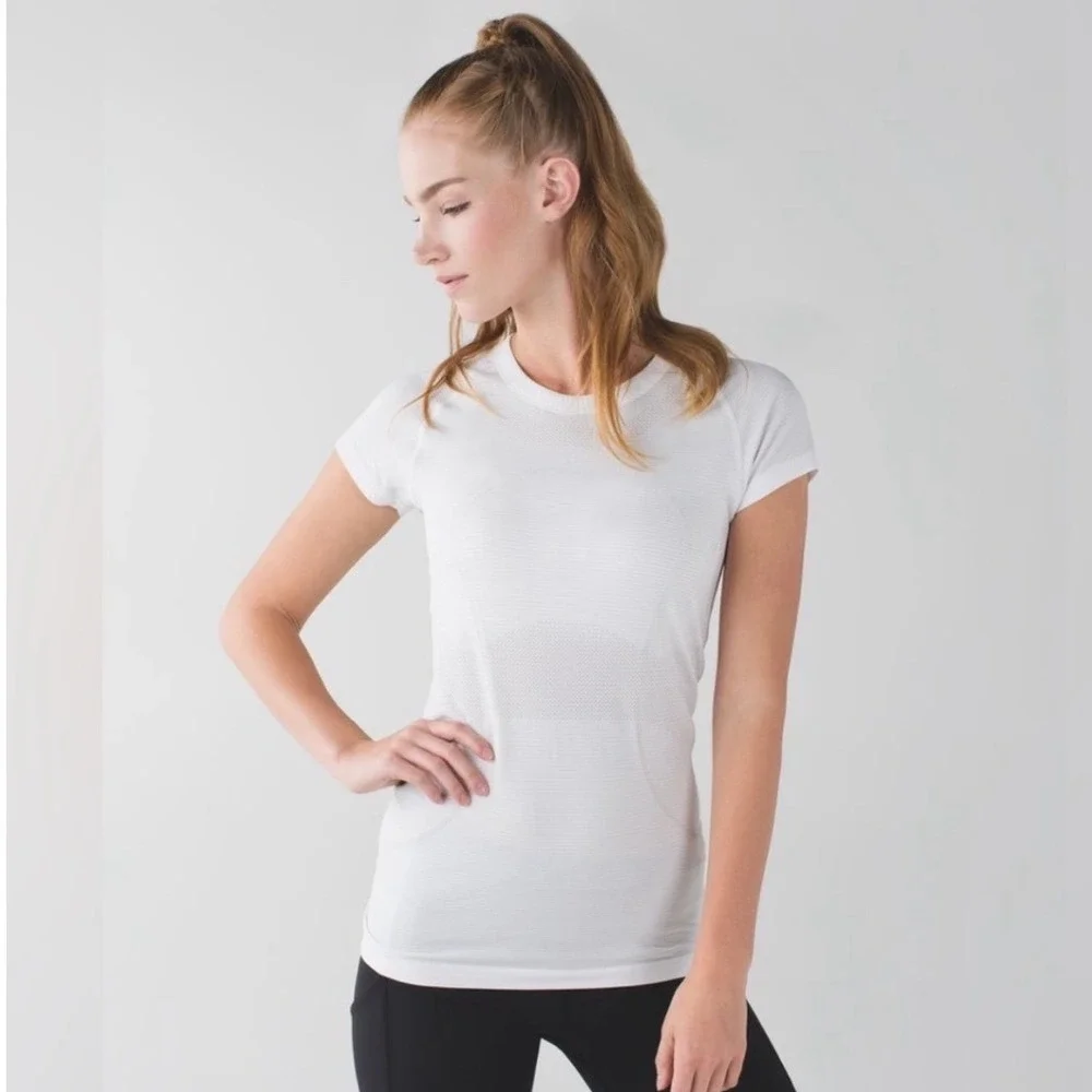 Lululemon‎ Swiftly Tech Short Sleeve White Athletic Top Size 6